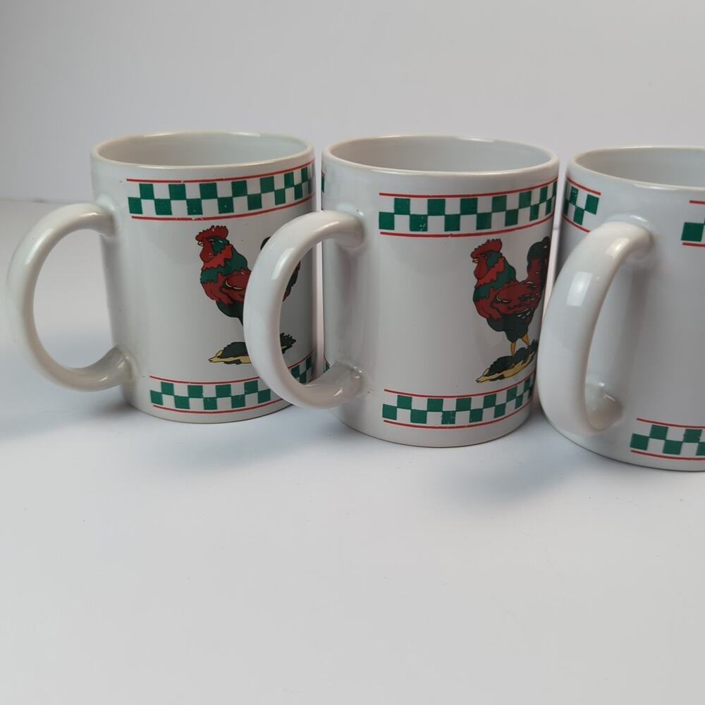Vintage Farmhouse Rooster Coffee Mug Set White Cups Green Checkered Border - Picture 4 of 11